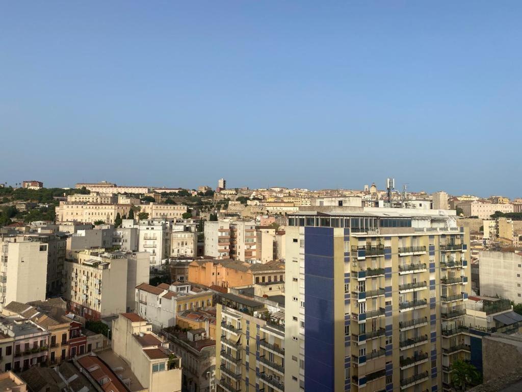 Appartamento Panoramico Cagliari, I Tre Grilli, Centro Luaran gambar