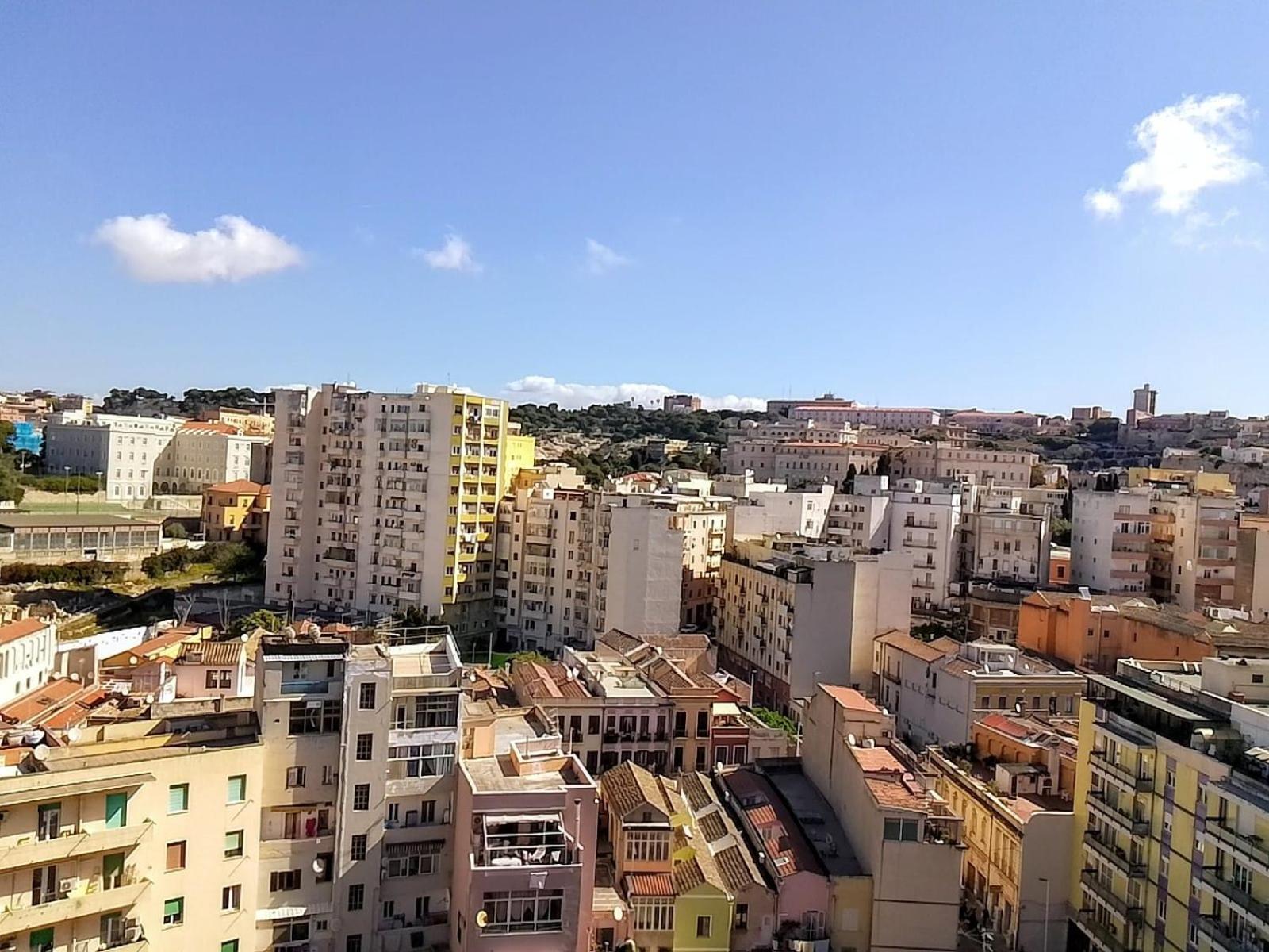Appartamento Panoramico Cagliari, I Tre Grilli, Centro Luaran gambar